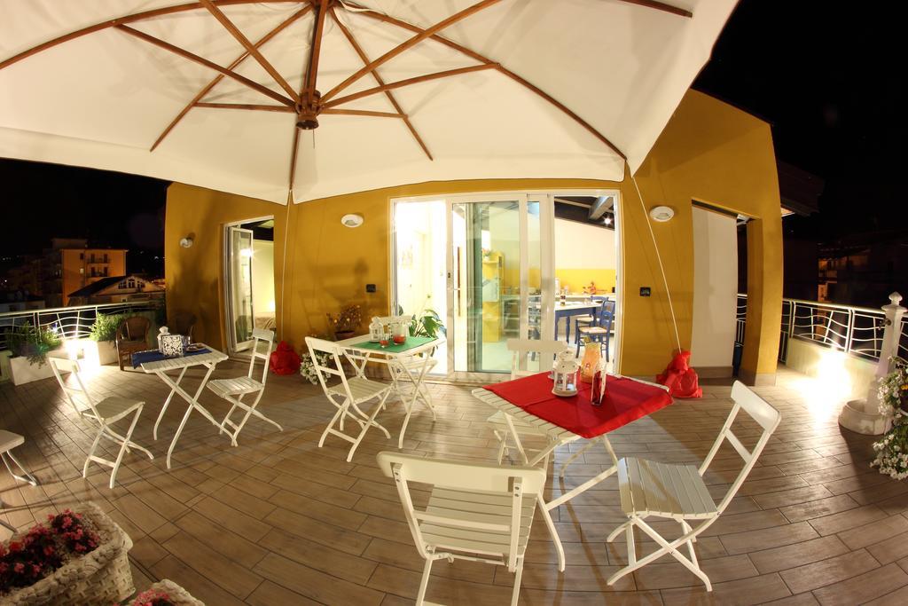 B&B I Fiori Del Mare Agropoli Exterior photo